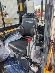 รถขุดขนาดเล็ก Hyundai Robex 35Z-9A รุ่นใหม่ ปี 2023 ได้รับการรับรองแล้ว พร้อมเครื่องยนต์ Yanmar ประสิทธิภาพสูง และชิ้นส่วนไฮดรอลิก KYB - Product Image 6