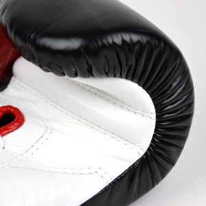 Guantes de boxeo duraderos para hombres y mujeres, ideales para entrenamiento físico y sesiones de sparring, con agarre cómodo y uso prolongado. - Product Image 5