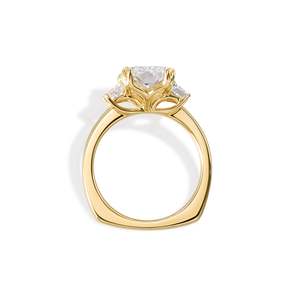 Bague de fiançailles en diamant de culture en taille radiant Caraway - Product Image 2