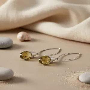 Boucles d'oreilles en alliage plaqué argent en forme de goutte d'eau avec sertissage clos de pierre topaze pour femme, style classique - Product Image 3