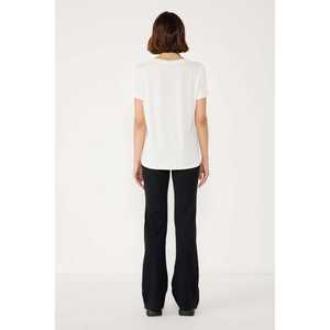 T-shirt à col en V avec manches pliées - Product Image 5