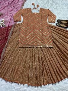 Diseñador Lehenga en estilo elegante completamente cosido vestido de fiesta bordado secuencia trabajo Top falda Dupatta hermoso Color - Product Image 4