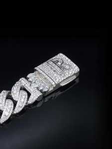 Bracelet gourmette de luxe en argent sterling 925 plaqué rhodium avec diamant moissanite, design lettre R personnalisée, cadeau pour femme - Product Image 2