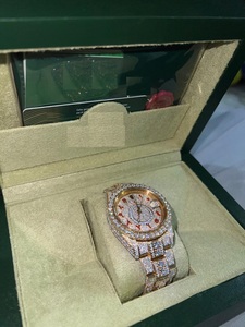 Reloj de lujo para hombre Iced Out Moissanite redondo brillante diamante rectángulo caja de acero caja de movimiento embalaje - Product Image 6