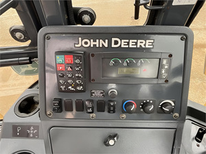 Retroexcavadora cargadora auténtica 4WD 2014 DEERE 410K con ROPS cerrado Calentador de CA Control de conducción delantero listo para trabajar - Product Image 6