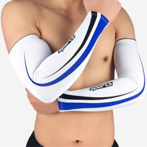 Manchon de cyclisme de sport Manchon de bras de sport de plein air Protection solaire Manches de bras UV Tissu de glace Respirant Running Cycling Arm Warmers - Product Image 1
