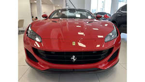 Portofino Coupé 2024 Usado, Automático, Volante a la Izquierda, Asientos de Cuero, Portaequipajes de Aleación de Aluminio, Neumáticos R17, Auto de Alto Rendimiento - Product Image 6