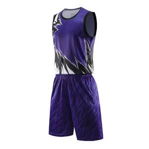 Uniforme de basket-ball de haute qualité entièrement personnalisé avec le nom de l'équipe imprimé, vêtements de sport, uniforme de basket-ball personnalisé pour les jeunes en plein air - Product Image 2