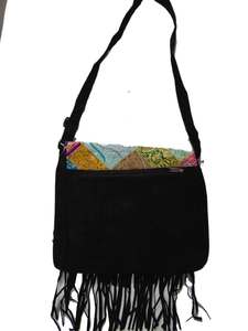 กระเป๋าหนังแฟชั่นอเนกประสงค์สำหรับผู้หญิง ตกแต่งด้วยลายสลักมือ พร้อมซับในไนลอนและซิปปิด - Product Image 2