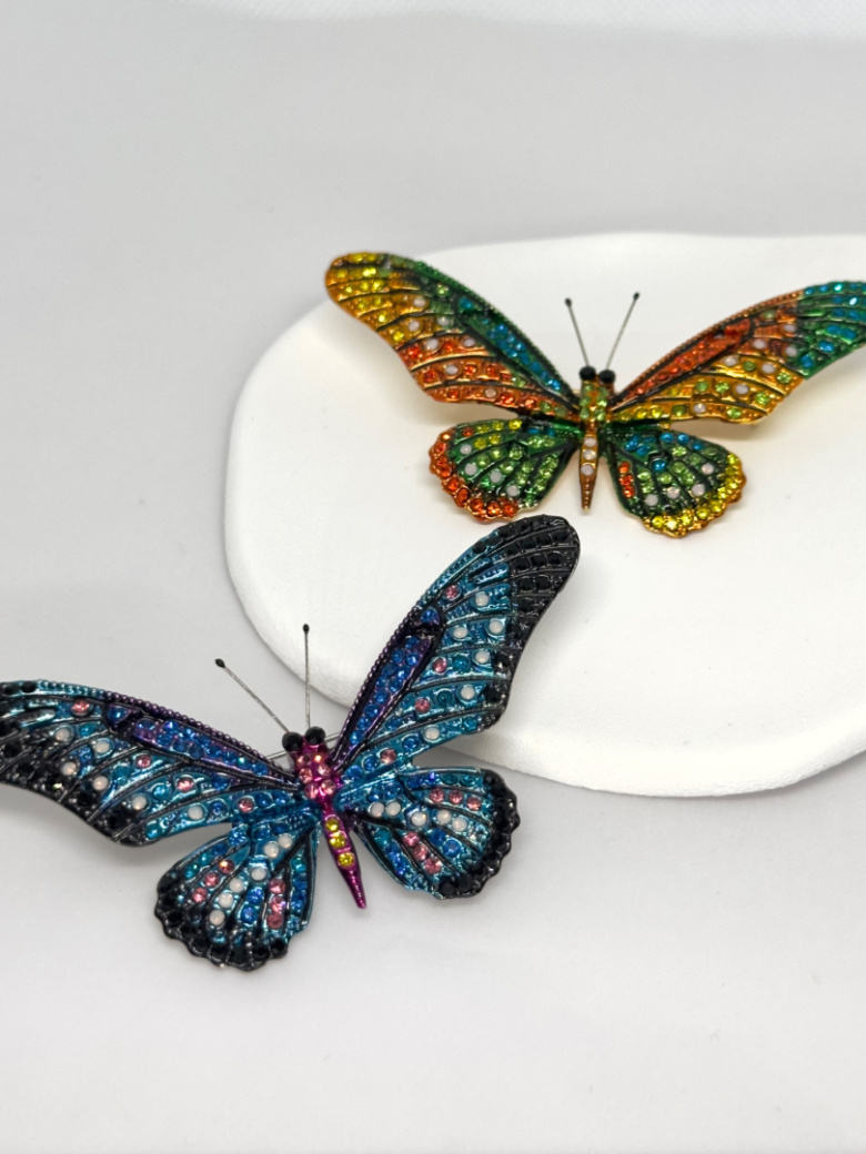 สีเหลือง