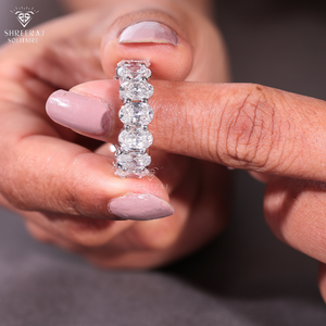 Anillo de Diamantes Ovalados Eternity para Mujer, 6x4 MM (0.50 Quilates), Diamantes Cultivados en Laboratorio, Diseños Personalizados, Anillo de Bodas, Oro Blanco de 14K - Product Image 3