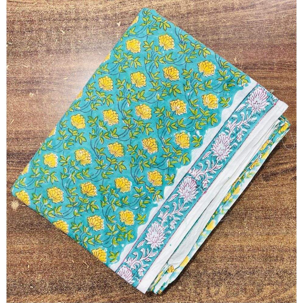 สีเขียวอ่อน