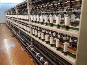 Machine à enrober à double enroulement Menegatto 1500 Rotor avec 192 broches, grande vitesse, bobine de 140 mm pour l'enrobage de lycra/nylon/coton - Product Image 6