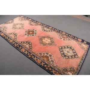 พรมตุรกี ขนาด 4.1x9 ฟุต พรมวินเทจ พรมขนสัตว์ลายพิมพ์สัตว์สีชมพู - Product Image 1