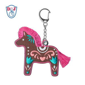 Ornements brodés de chevaux 3D - Product Image 4