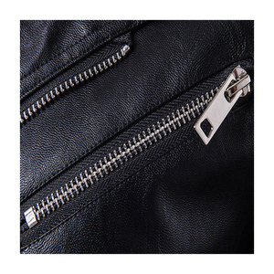 Chaqueta de motociclista de cuero estilo bombardero para hombre personalizable con capucha de piel Chaqueta de moto de invierno original de bajo precio - Product Image 6