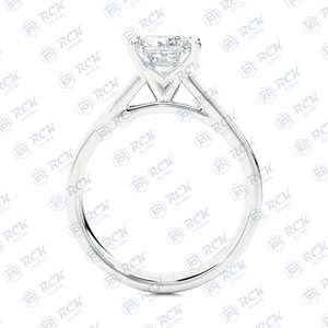 Anillo de moissanita solitario de corte princesa TCW 2,30 para mujer, anillo de amor de banda de regalo de aniversario y cumpleaños acentuado - Product Image 4