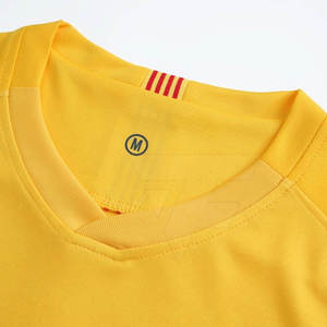 Camiseta de fútbol juvenil hecha a medida, uniforme de fútbol de manga corta con nombre de equipo, técnica de lavado de corte automatizado - Product Image 4