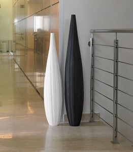 ชุดแจกันโลหะหรูหรา2ชิ้นสไตล์วินเทจ,แจกันโลหะสีดำและสีขาวดีไซน์ใหม่ใช้ตกแต่งบ้านและงานแต่งงาน - Product Image 1