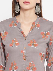 คุณภาพดีที่สุดนักออกแบบล่าสุดคอวีสามไตรมาสแขนดอกไม้พิมพ์ Kurti ชุด Kurti เทศกาลอินเดียที่หรูหราในราคาจํานวนมาก - Product Image 4