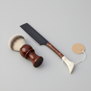 Navaja de Afeitar Recta de Acero Inoxidable, Negra, Mango de Madera, Hoja de Filo Plano, Funda de Cuero, Grado Industrial OEM, Ideal para Barberos - Product Image 5