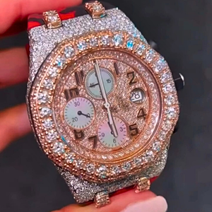 Montre en acier inoxydable de qualité supérieure avec diamants de qualité supérieure pour hommes - Product Image 1