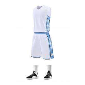 Uniformes de basket-ball personnalisés à séchage rapide, vente en gros en stock, maillots de basket-ball pour hommes - Product Image 2
