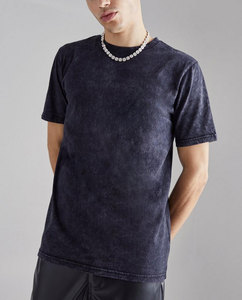 เสื้อยืดคอกลมสำหรับผู้ชายทรงสลิมฟิตแอซิด - Product Image 6