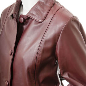 Chaqueta de motorista acolchada de piel sintética delgada personalizada para mujer, chaqueta de cuero PU de satén a la moda para primavera y otoño para mujer - Product Image 3