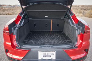 2020 Jaguar I Pace EV400 394hp DualMotor AWD con suspensión neumática Dirección izquierda Célula de combustible en su mayoría sin modificar en venta AE - Product Image 5