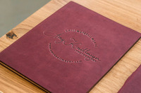 Logo personnalisé Hôtel Restaurant Luxe En Cuir Menu Dossier A4 Couverture De Menu Avec Classeur A4 Personnalisé Couverture De Menu LMC-0081