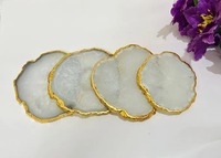 Sous-verre en agate blanche naturelle de forme irrégulière, bord doré poli, respectueux de l'environnement, luxe, taille personnalisée