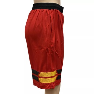 Short de basket-ball en maille classique personnalisé OEM pour hommes pantalon de performance sportive en polyester avec poches - Product Image 2