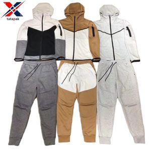 Conjunto Deportivo de Forro Polar de Alta Calidad para Hombre, Corte Regular, Invierno, Estampado Vintage, con Capucha, Secado Rápido, Logotipo Personalizado al por Mayor - Product Image 5