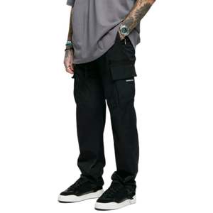 Pantalon utilitaire noir Style Streetwear tissu durable poignets de cheville réglables poches zippées cachées coupe moderne confort de tous les jours - Product Image 2