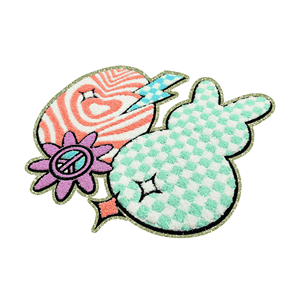 Offre Spéciale personnalisé coudre Chenille Patch broderie Badges fabricant coeur fleur en forme de PVC brodé caoutchouc Designer patchs - Product Image 4