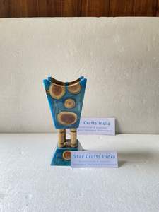 Brûleur d'encens arabe Mukhabir en bois et résine fait à la main avec dessus en métal et support de base en bois et résine au prix de gros - Product Image 6