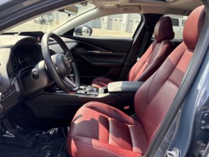 Mazda CX-30 2.5 S Carbon Edition 2023 Usado en Buen Estado - Product Image 4