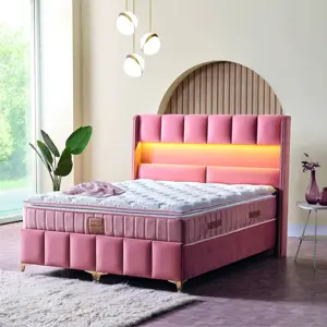 现代豪华酒店卧室家具实木特大床和大床底座软床风格供应商