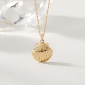 จี้สร้อยคอเปลือกหอยทองคำแท้ 10K เครื่องประดับทองคำแท้ ดีไซน์ทันสมัย เรียบง่าย ใส่ได้ทุกเพศ ใส่ได้ทุกวัน ผลิตในประเทศไทย รับผลิตแบบ OEM - Product Image 2