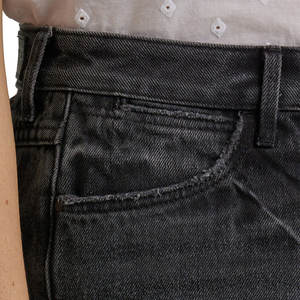 Hot Sale Cotton Made Light Weight <b>Women</b> <b>Jeans</b> <b>Shorts</b> Breathable Loose Fit Best Selling <b>Shorts</b> <b>For</b> <b>Women</b> Summer <b>Women's</b> <b>Shorts</b> - Product Image 4