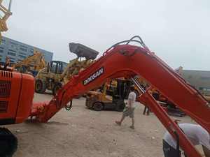 Mini pelleteuse sur chenilles d'occasion DX55-9C Doosan Moteur haute performance de 5 tonnes Prix bas à vendre en stock - Product Image 3