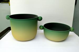 Florero de metal nórdico hecho a mano-Icono de estilo y simplicidad diseñado para el verdadero lujo ecológico - Product Image 2