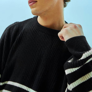 Pull surdimensionné personnalisé Pull-over Pull en tricot à col ras du cou pour hommes respirant avec conception de logo personnalisé Pull ample pour hommes - Product Image 4