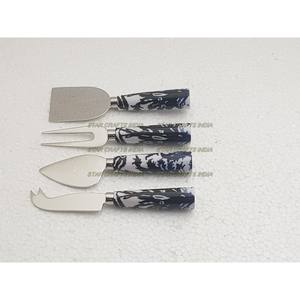 Wholesales Creative Design Stainless Steel Butter <b>Knife</b> Cutlery Set with Custom Resin Handle Exquisite Box Butter Spreader - Product Image 5