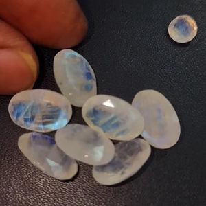 282 piezas de piedra lunar arcoíris 7x5mm 9x10 6mm x 7mm 12x8mm pera 6x6 7x7 8x8 9x8mm cuadrado 6x4 7x5 8x6 9x7mm baguette Faceta 349 Cts - Product Image 5