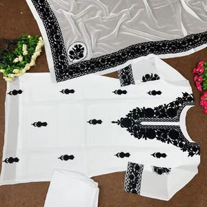 SALWAR KAMEEZ DE DISEÑO CON TRABAJO KASHMIRI DE LUJO PARA FIESTAS DE INVIERNO - Product Image 1