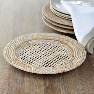 Plats de table en rotin brun naturel faits à la main, assiettes de table à manger en osier faites au Vietnam - Product Image 1