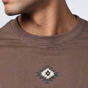 Precio al por mayor OEM ligero 100% algodón de gran tamaño nueva moda cuello redondo hombro caído hombres camisetas diseño en blanco - Product Image 2