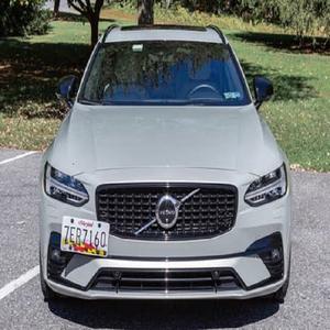 Volvo V90 T6 R-Design AWD 2021 parfaitement utilisée - Product Image 1